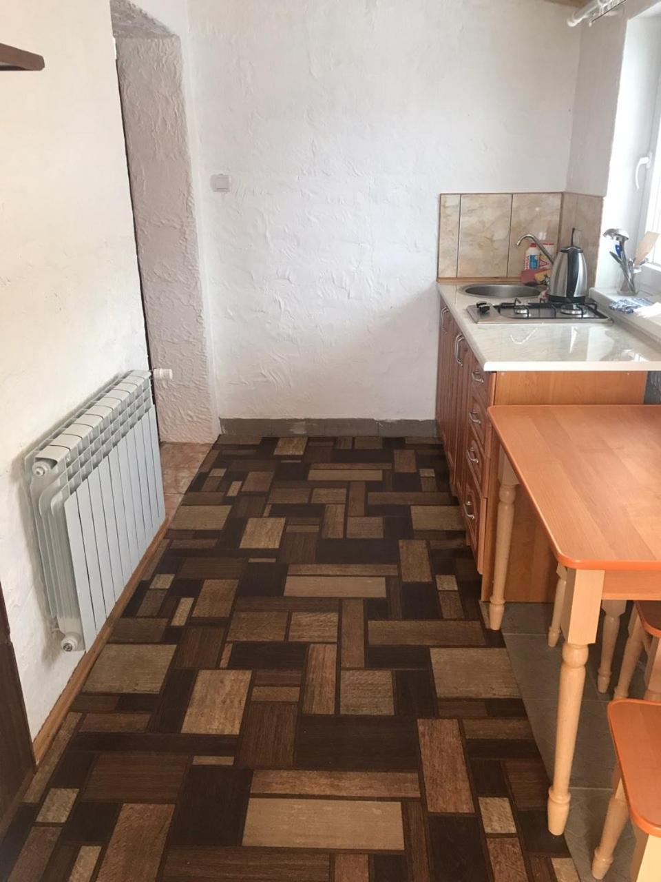 Teremok Aparthotel Berehove  Bagian luar foto